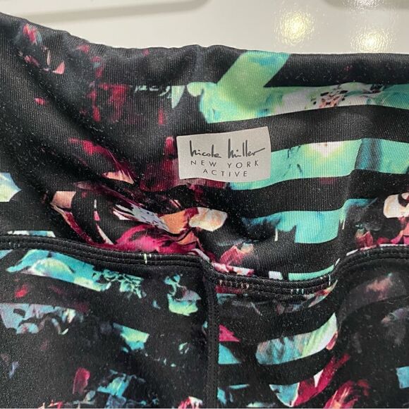 Nicole miller New York colorful patterned active leggings size medium - Picture 6 of 6